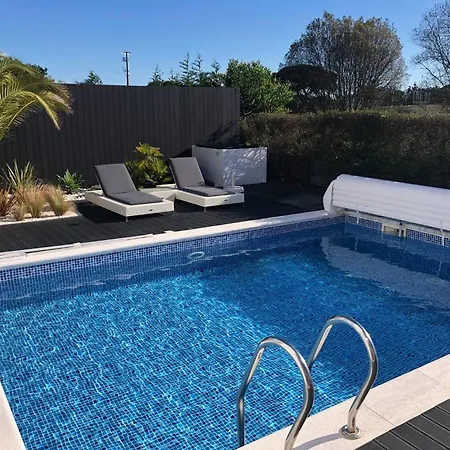 Charming 3-bedroom With Private Pool In Bidos